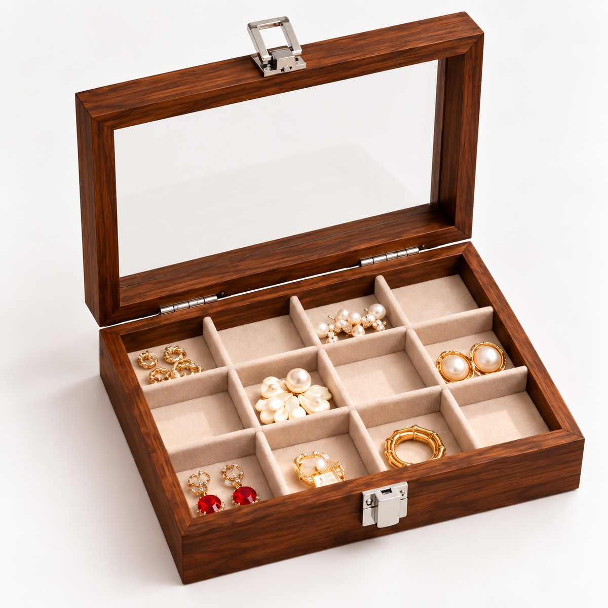 Boîte à bijoux en bois ouverte avec compartiments pour accessoires