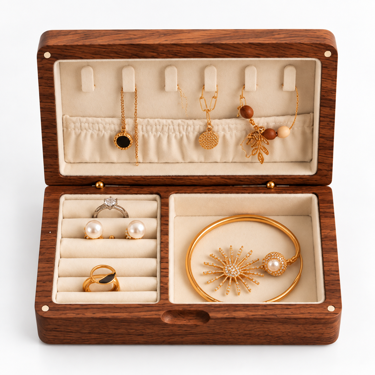 Coffret en bois ouvert avec crochets pour colliers et compartiments