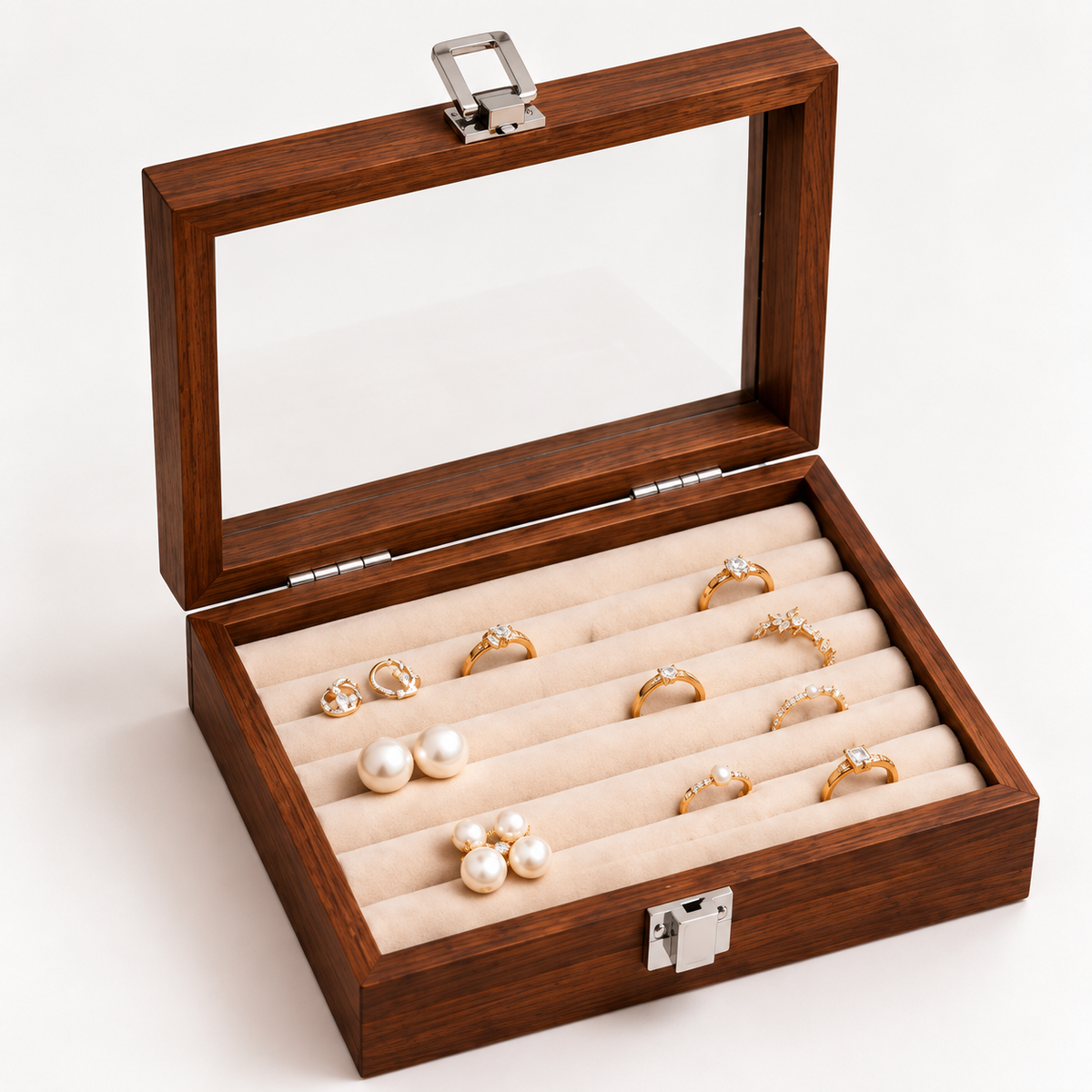 Écrin en bois avec rangées rembourrées pour bagues et boucles d’oreilles